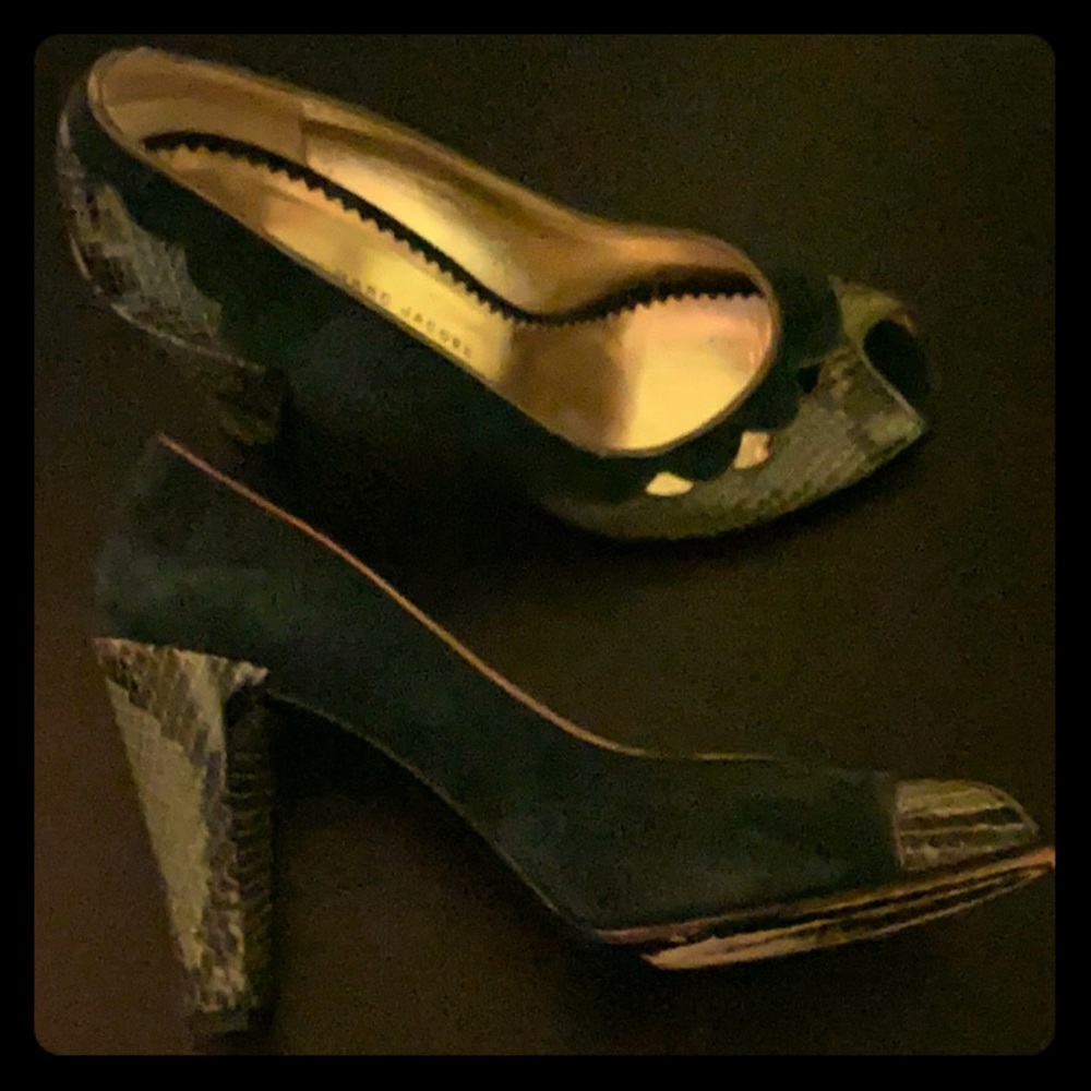 Marc by Marc Jacobs women’s open toe pumps